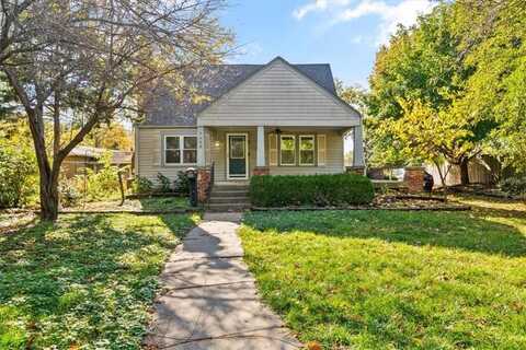 7429 W 69th Street, Overland Park, KS 66204