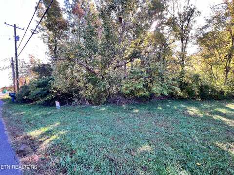 1808 S Hills Drive, Knoxville, TN 37920