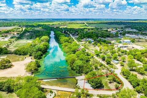 226 Crossing Dr, Center Point, TX 78010