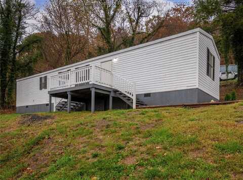 6078 Charleston Road, Bancroft, WV 25011