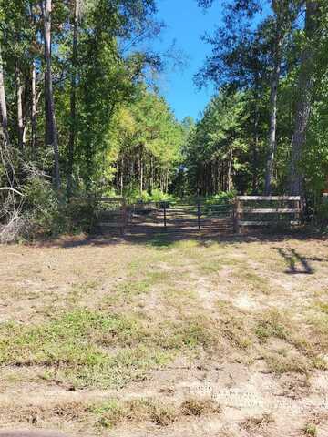 5685 Peavy Switch Road, Lufkin, TX 75904