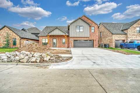 914 NE Oriole Dr, Lawton, OK 73507