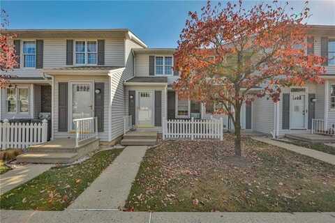 30 lawnherst Court, Palmer, PA 18045