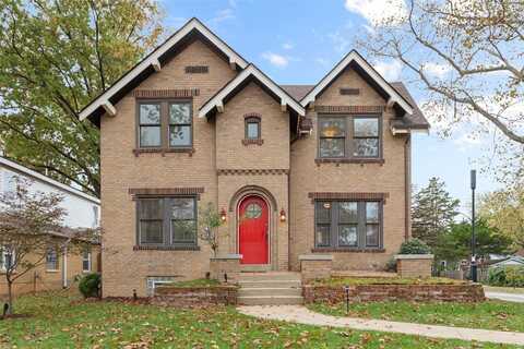 4096 Holly Hills Boulevard, Saint Louis, MO 63116