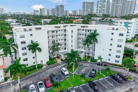 3181 S Ocean Dr, Hallandale Beach, FL 33009