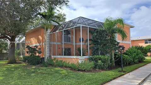 101 SE Beech Tree Ln, Stuart, FL 34994