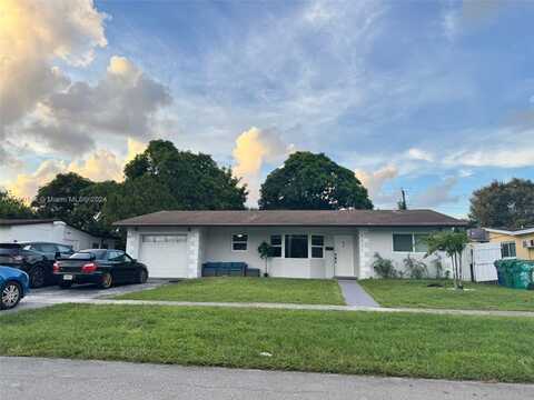 4831 NW 11th St, Lauderhill, FL 33313