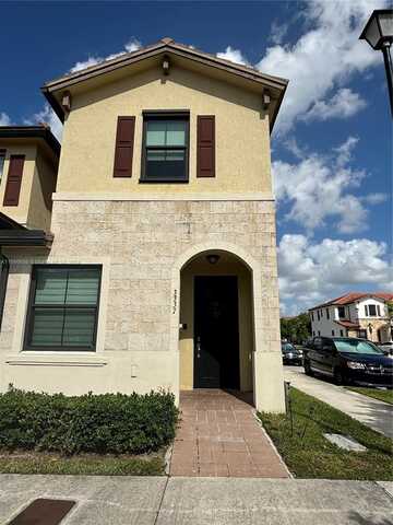 3337 W 105th Ter, Hialeah, FL 33018