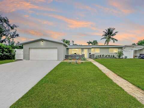 2241 NW 87th Ter, Pembroke Pines, FL 33024