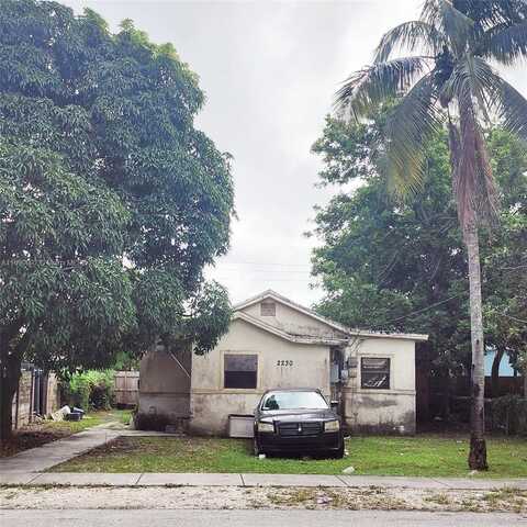 2230 NW 92nd St, Miami, FL 33147