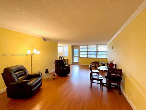 251 174th St, Sunny Isles Beach, FL 33160