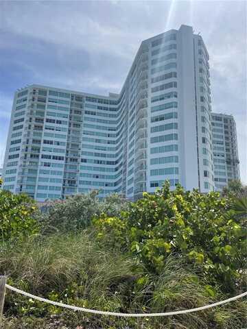 7135 Collins Ave, Miami Beach, FL 33141