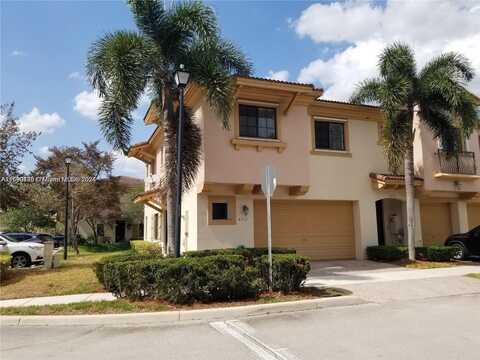 4711 Cypress St, Coconut Creek, FL 33073