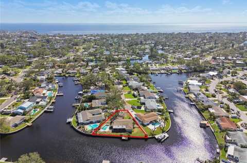 5181 HORSESHOE PLACE NE, Saint Petersburg, FL 33703