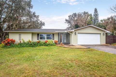 129 E LAUREL AVENUE, HOWEY IN THE HILLS, FL 34737