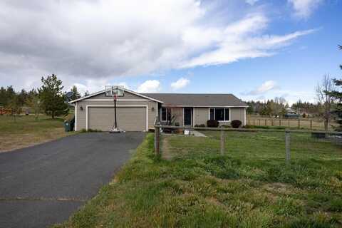 1940 SE Sagebrush Drive, Madras, OR 97741