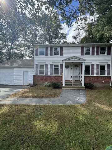 66 Gardner St, Rockland, MA 02370