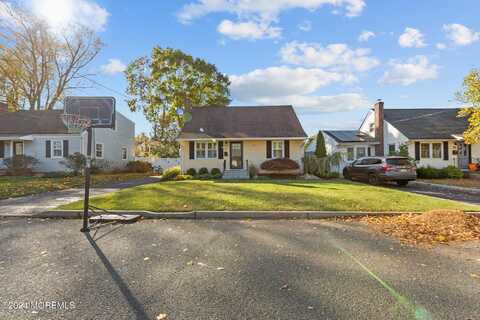 26 Davis Lane, Red Bank, NJ 07701