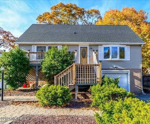 2 Gilford Place, Toms River, NJ 08753