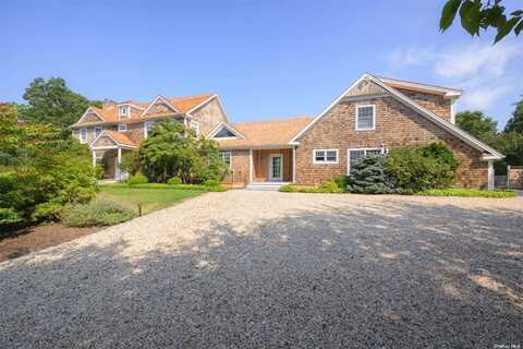 23 Wireless Way, Southampton, NY 11968