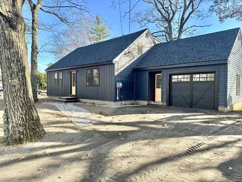 31 Hennessey Avenue, Brunswick, ME 04011