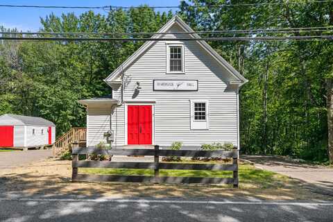 7 Raymond Hill Road, Raymond, ME 04071