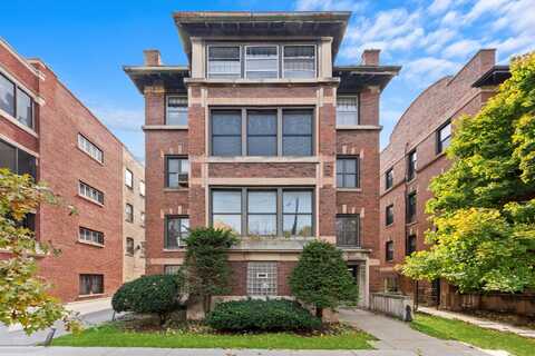 1015 E Hyde Park Boulevard, Chicago, IL 60615