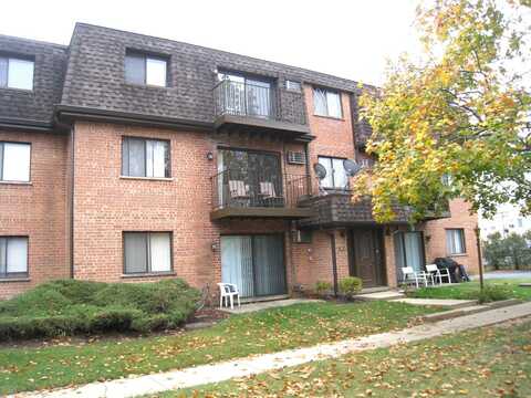 929 S McKinley Avenue, Arlington Heights, IL 60005