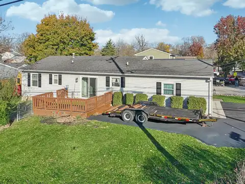 35634 N Greenleaf Avenue, Ingleside, IL 60041