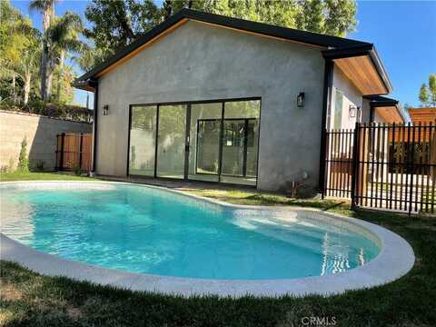 23524 Collins Street, Woodland Hills, CA 91367