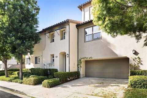 141 Talmadge, Irvine, CA 92602