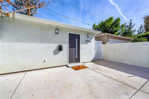 5040 Topanga Canyon Boulevard 1/2, Woodland Hills, CA 91364