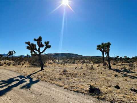 4726 Paradise View Road, Yucca Valley, CA 92284