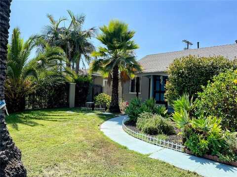 6631 Bellaire Avenue, North Hollywood, CA 91606