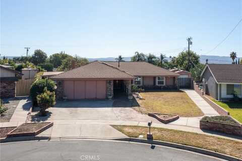 3435 Clifton Avenue, Highland, CA 92346