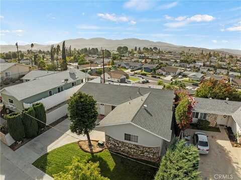 19820 Merryhill Street, Canyon Country, CA 91351