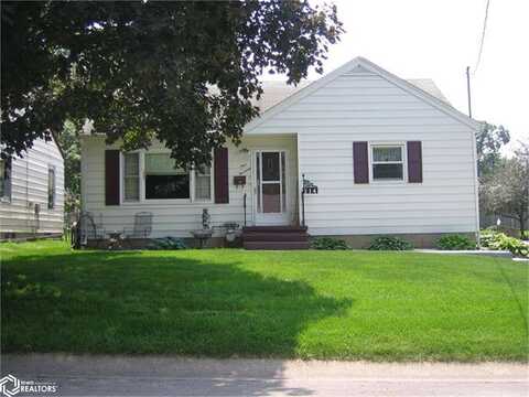 114 13Th Avenue E, Oskaloosa, IA 52577