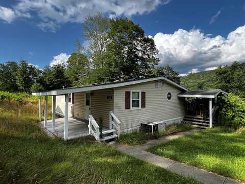 132 MAPLE HILL RD, Blossburg, PA 16912