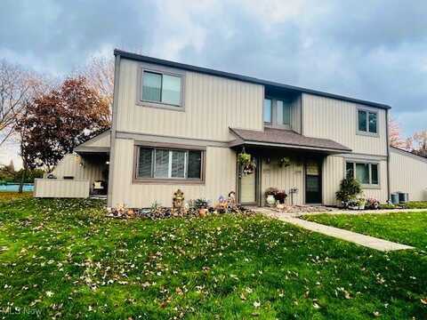 11977 Harbour Light Drive, North Royalton, OH 44133