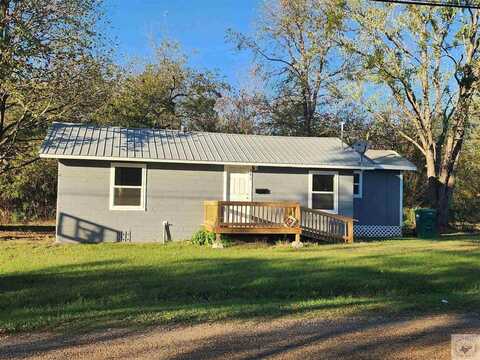 103 McGee, New Boston, TX 75570