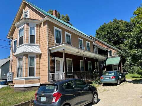 29 Grove Street, Rochester, NH 03868