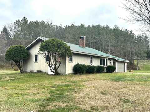 142 Clark Avenue, Johnson, VT 05656