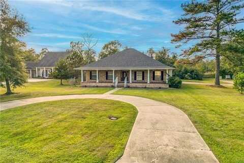 25491 PLANTATION Avenue, Denham Springs, LA 70726