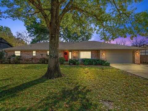 2515 Regency Road, Bartlesville, OK 74006