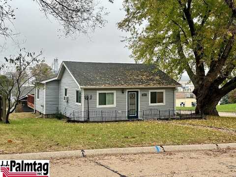 600 13th Street, Auburn, NE 68305