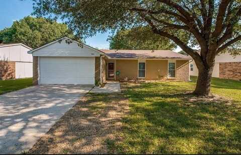 5513 Baker Drive, The Colony, TX 75056