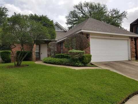 3028 Matterhorn Drive, Bedford, TX 76021