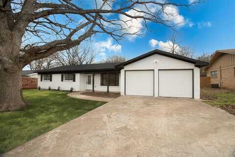6963 Pinon Street, Fort Worth, TX 76116