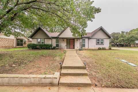 2150 Robin Road, Lewisville, TX 75077