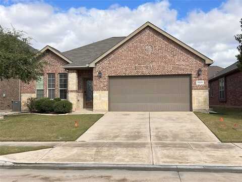 3529 Elm Grove Drive, Fort Worth, TX 76244